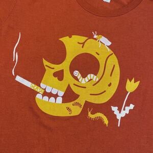 Men’s Unisex Smoking Skull T Shirt Size Medium Portland Maine Pinecone+Chickadee